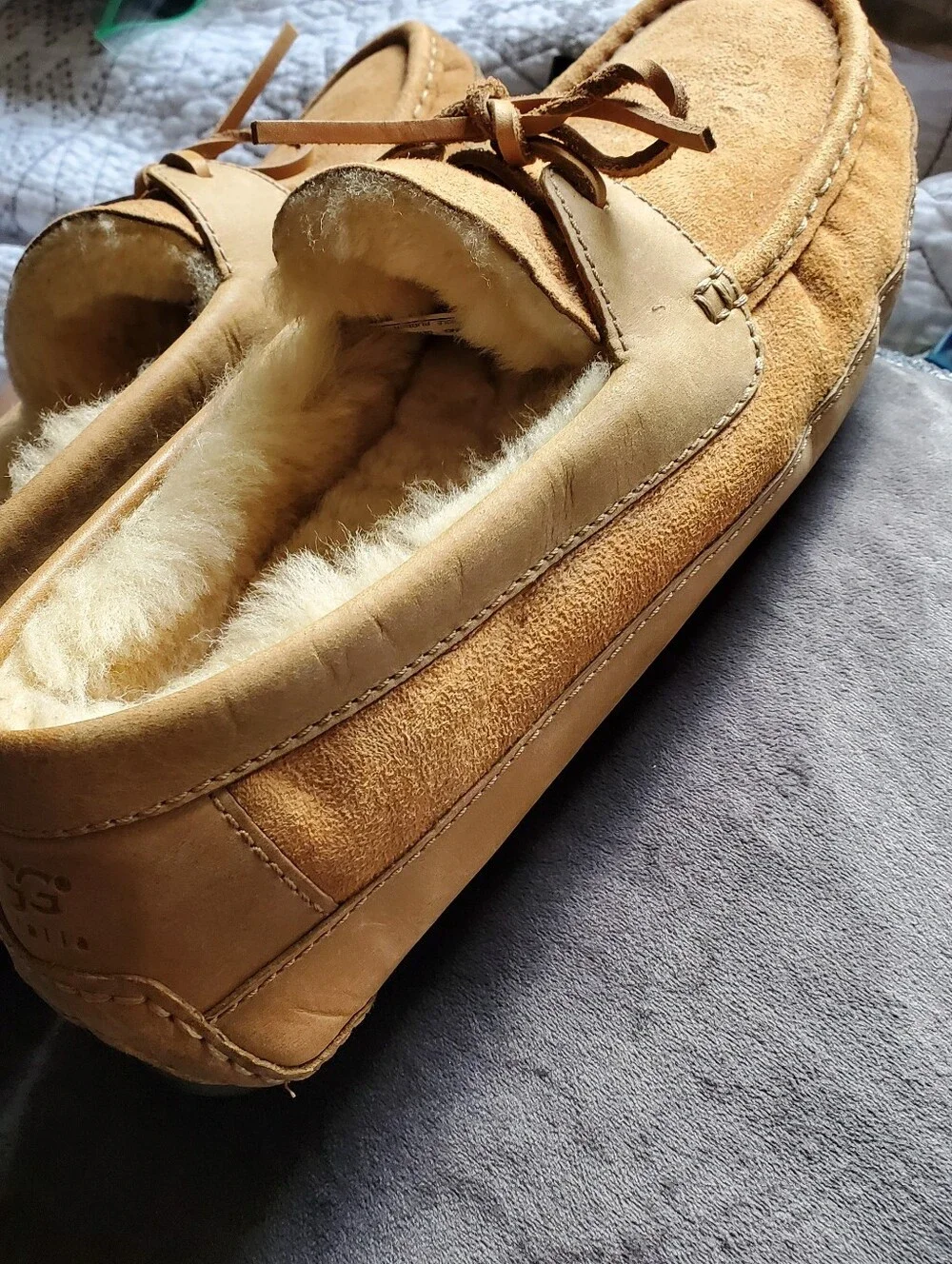 UGG Australia Men'sByron Suede Moccasin Slippers Chestnut Brown Size 10 /43 Euro